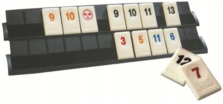 Rummikub, соціальна гра 7874829 фото